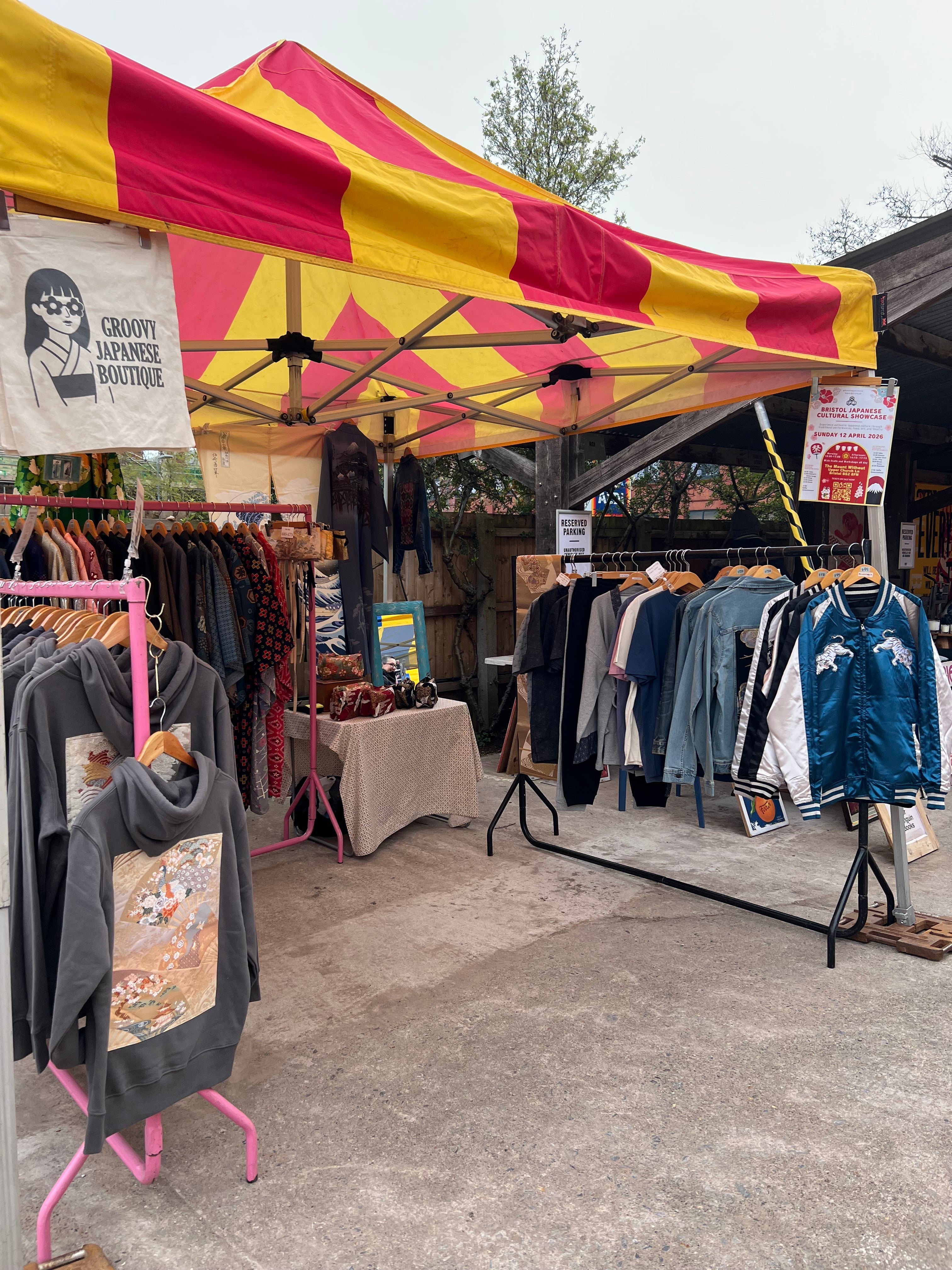 Cold day at Tobacco Factory Market