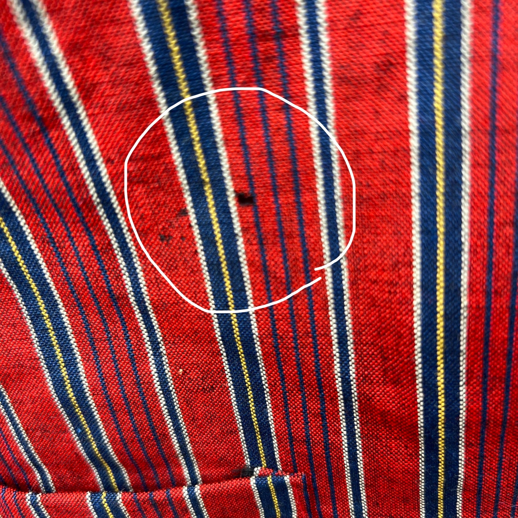 String tassels samue red stripe