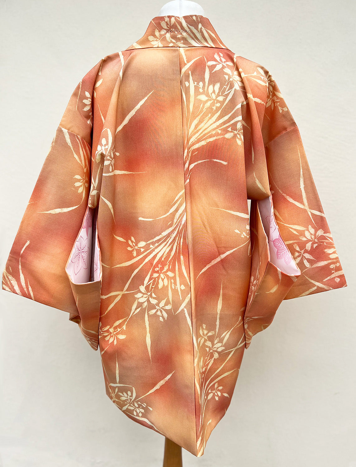 AUTUMNAL MAPLE LEAF LINING