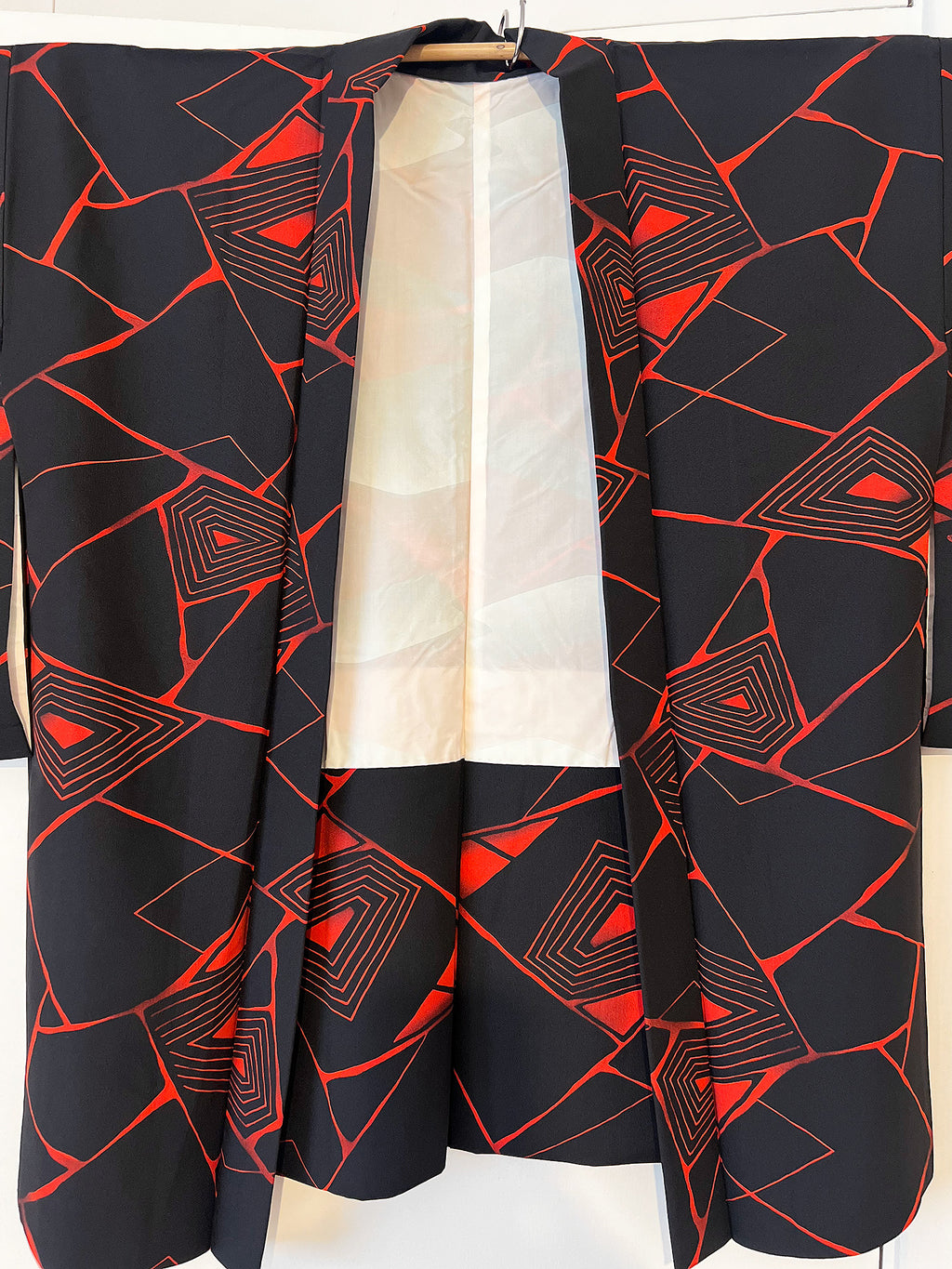 BLACK  AND RED SPIDERWEB