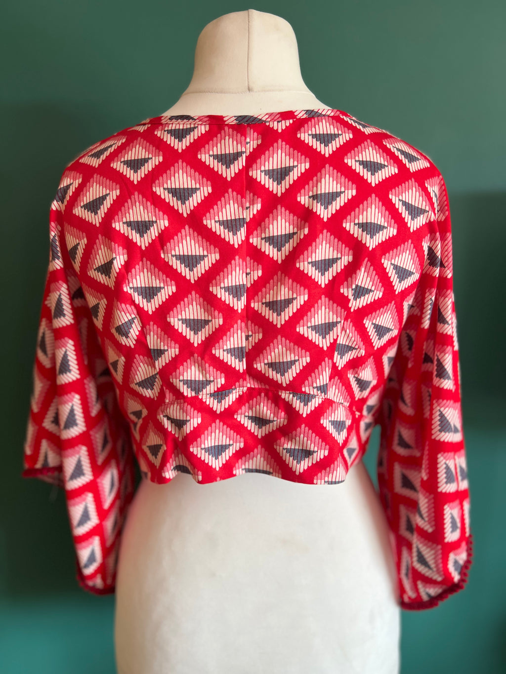 CROPPED BLOUSE BELL SLEEVES