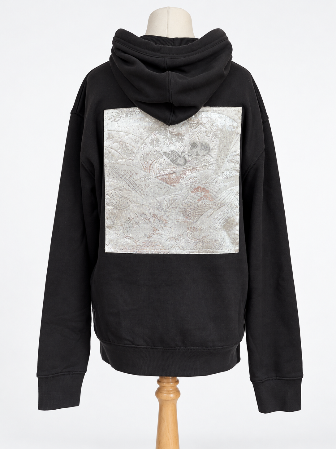 Upcycled Obi Organic Cotton Hoodie L