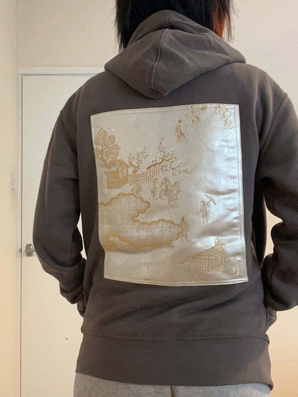 Golden Life Scenes Obi Hoodie