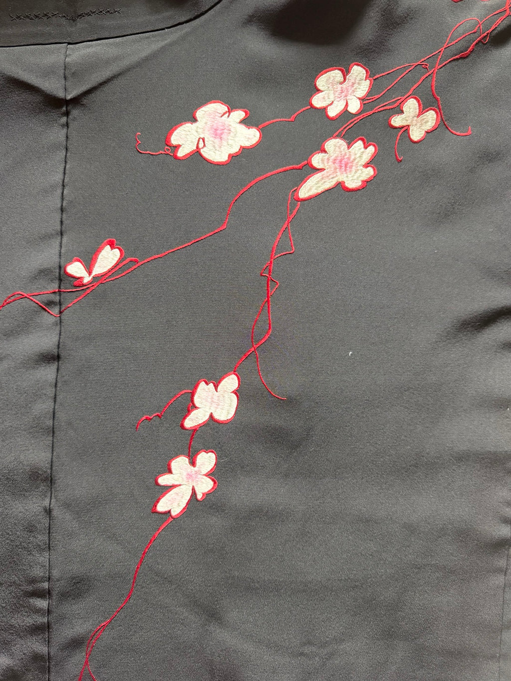 Vintage Japanese Kimono Jacket – Black Floral Embroidered Haori