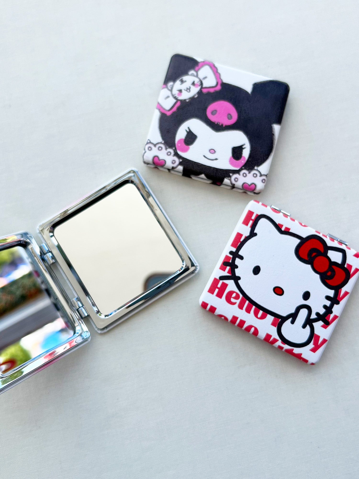 SANRIO MIRROR