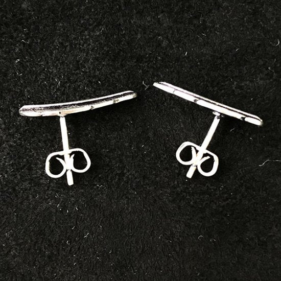 Silver feather design stud earrings