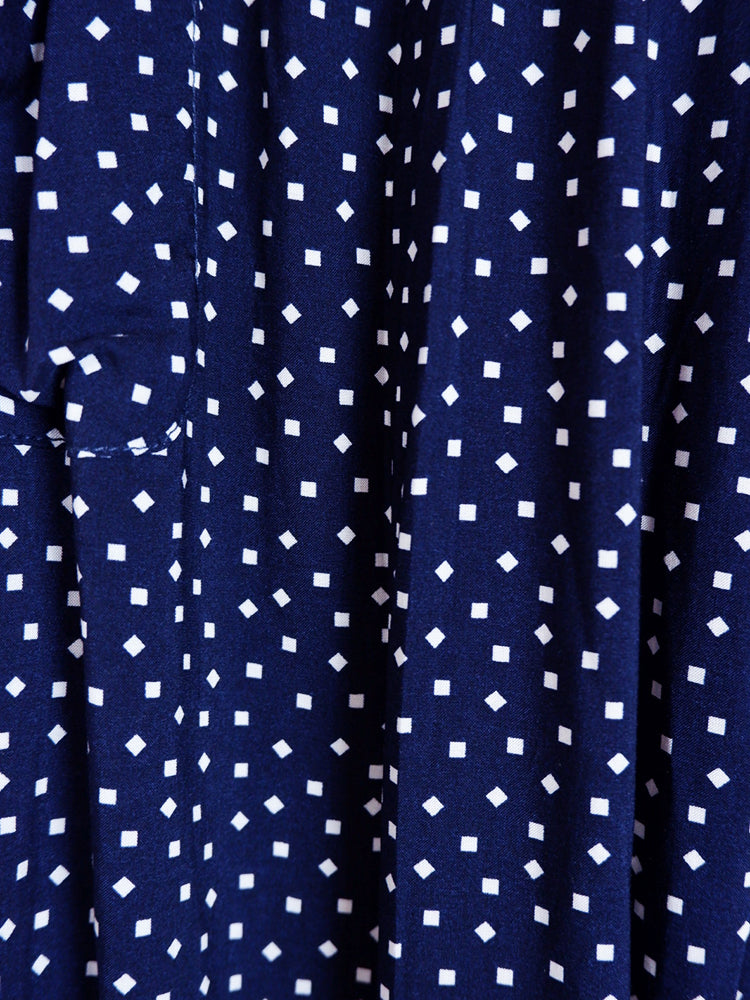 Relax style tapered trousers