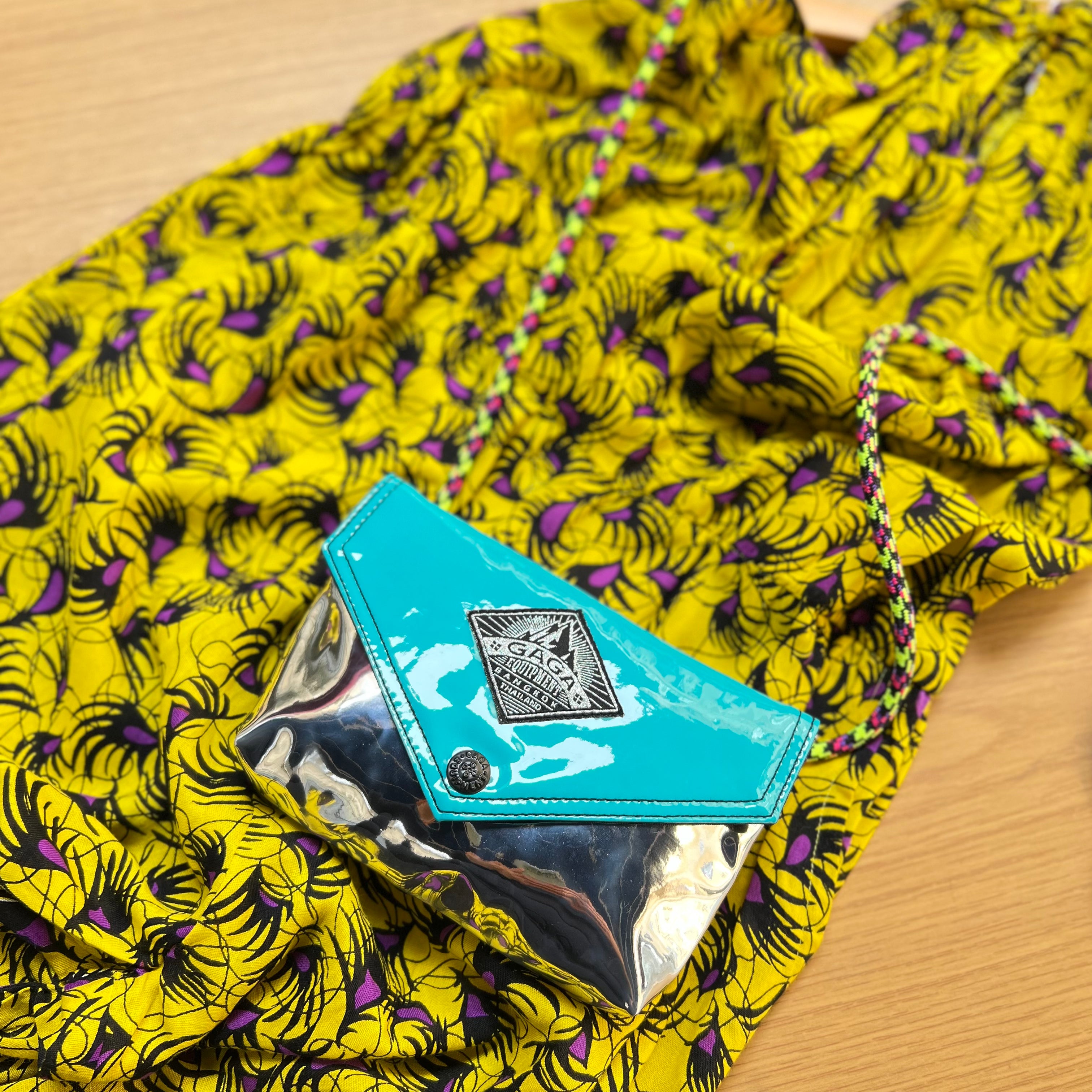 GAGA Jazzy Shoulder bag