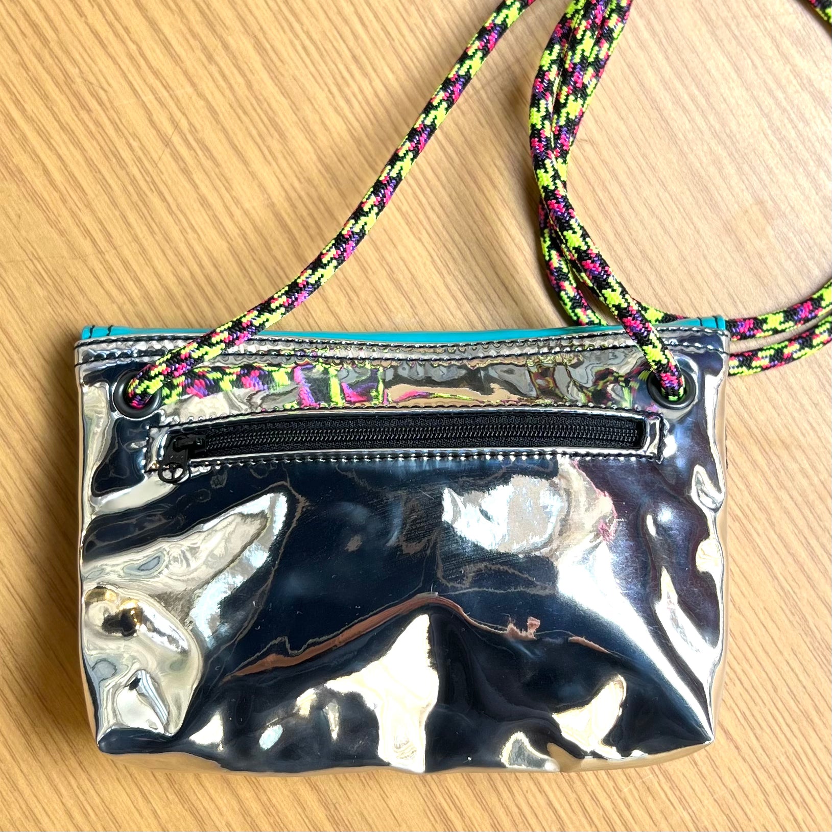 GAGA Jazzy Shoulder bag