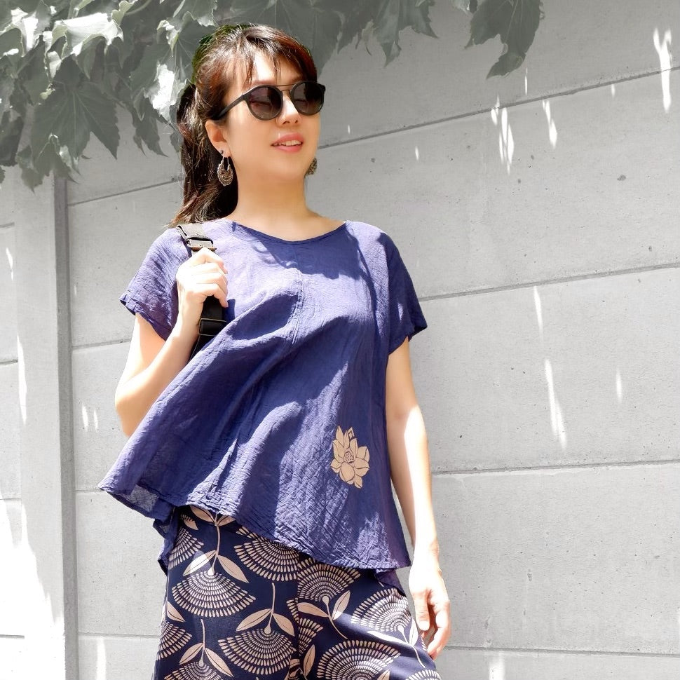 Lotus print t-shirt